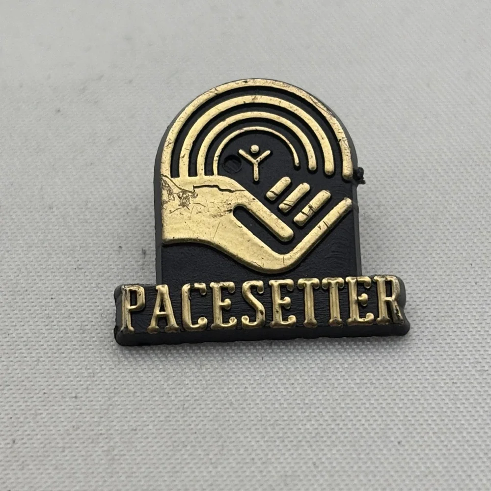 United Way Pacesetter Logo Plastic Lapel Hat Pin